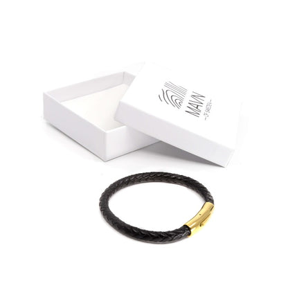 MAVN Of Sweden, läderarmband, herrarmband, stilrena accessoarer, svart läderarmband, Student present, födelsedagspresent till pojkvännen, födelsedagspresent till pappa, present pojkvän, present pappa
