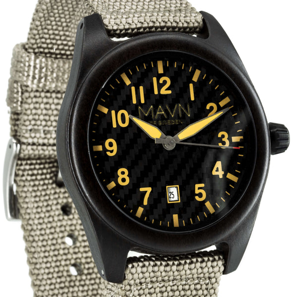 herrklocka, träklocka herr, tidlös elegans, modern funktionalitet, hållbarhet, kronografklocka, japansk quartz, miljövänlig, presentidé, MAVN Of Sweden, Farsdag present, julklapp  till honom