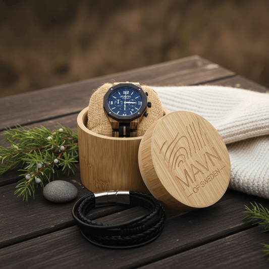 Gåvoset för herr med Ribersborg träkronograf och Nyrup svart läderarmband i skandinavisk design