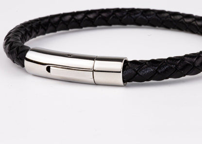Sandar läderarmband herr MAVN Of Sweden, armband, herr, läderarmband, stilren, presentbox, matcha, outfit, leverans, fri frakt, fri retur, Student present